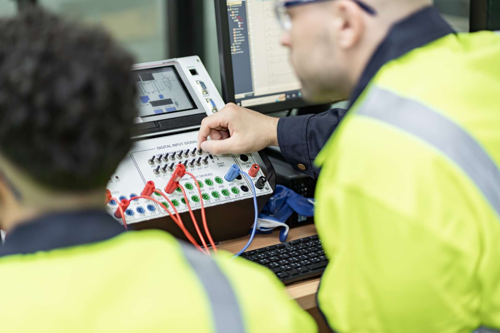 Team engineers practicing maintenance Engineering Integration Services
